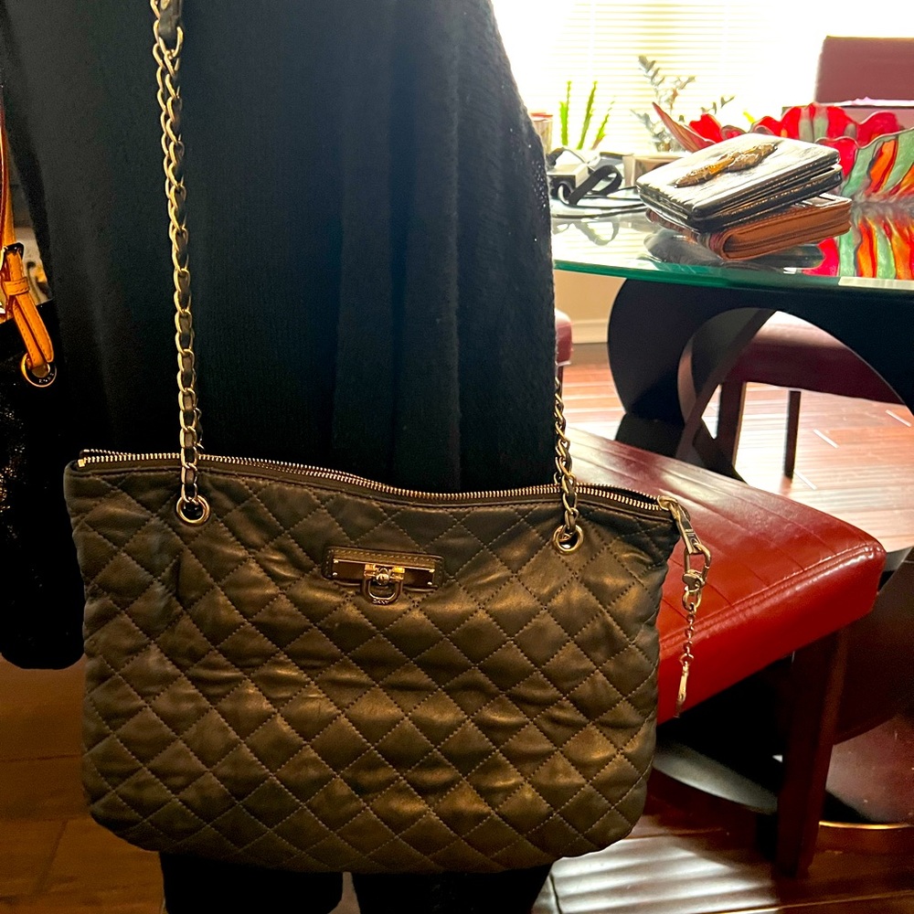DKNY medium tote style purse